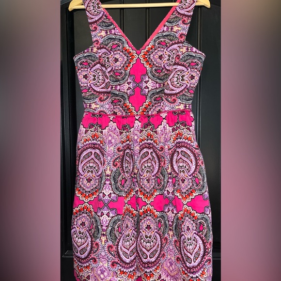 Maggy London Fit and Flare dress *Petites* - Picture 1 of 8